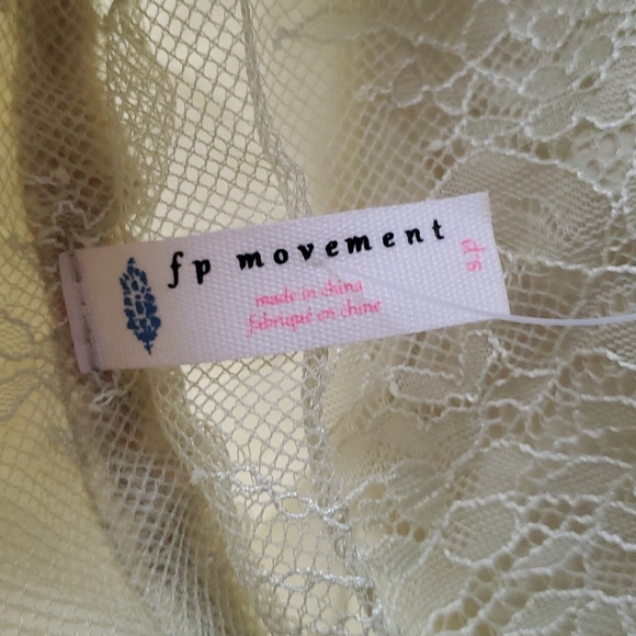 Free People FP Movement Namaslay Jacket Brushed Pistachio Think Spring Green! - Picture 7 of 12